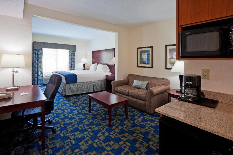 Holiday Inn Express & Suites Pembroke Pines-Sheridan St By Ihg Exterior foto